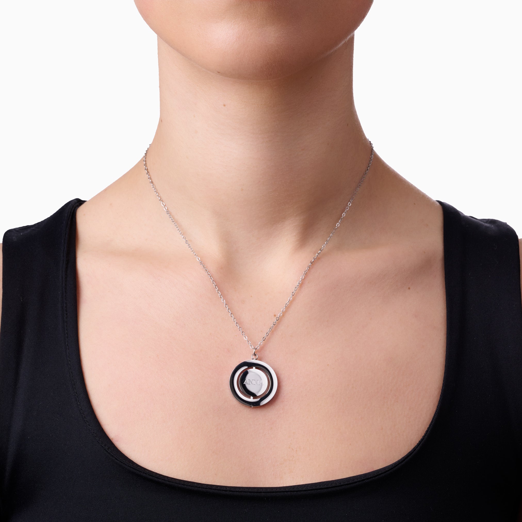 SPINNING HEART ENGRAVABLE NECKLACE