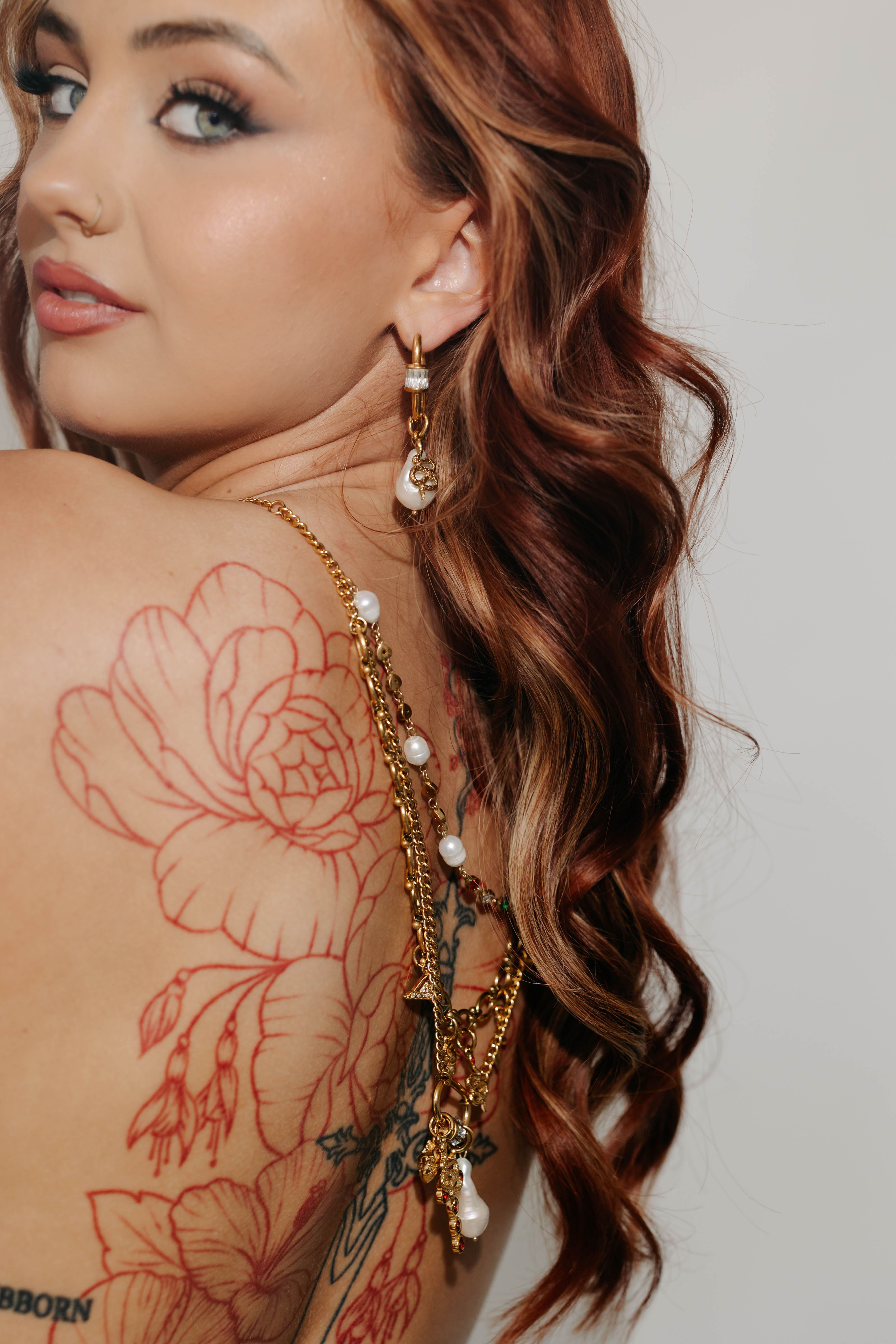 LAUREN X LYNOTT EIST LIOM HOOP EARRINGS (Charms sold separately)