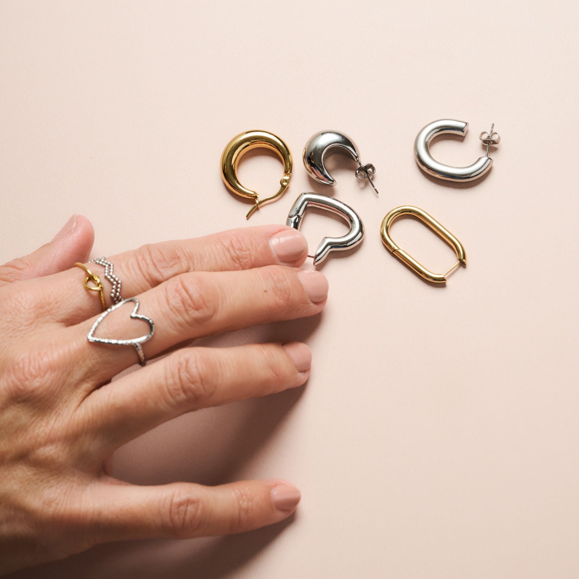 DOUBLE WAVE ADJUSTABLE RING