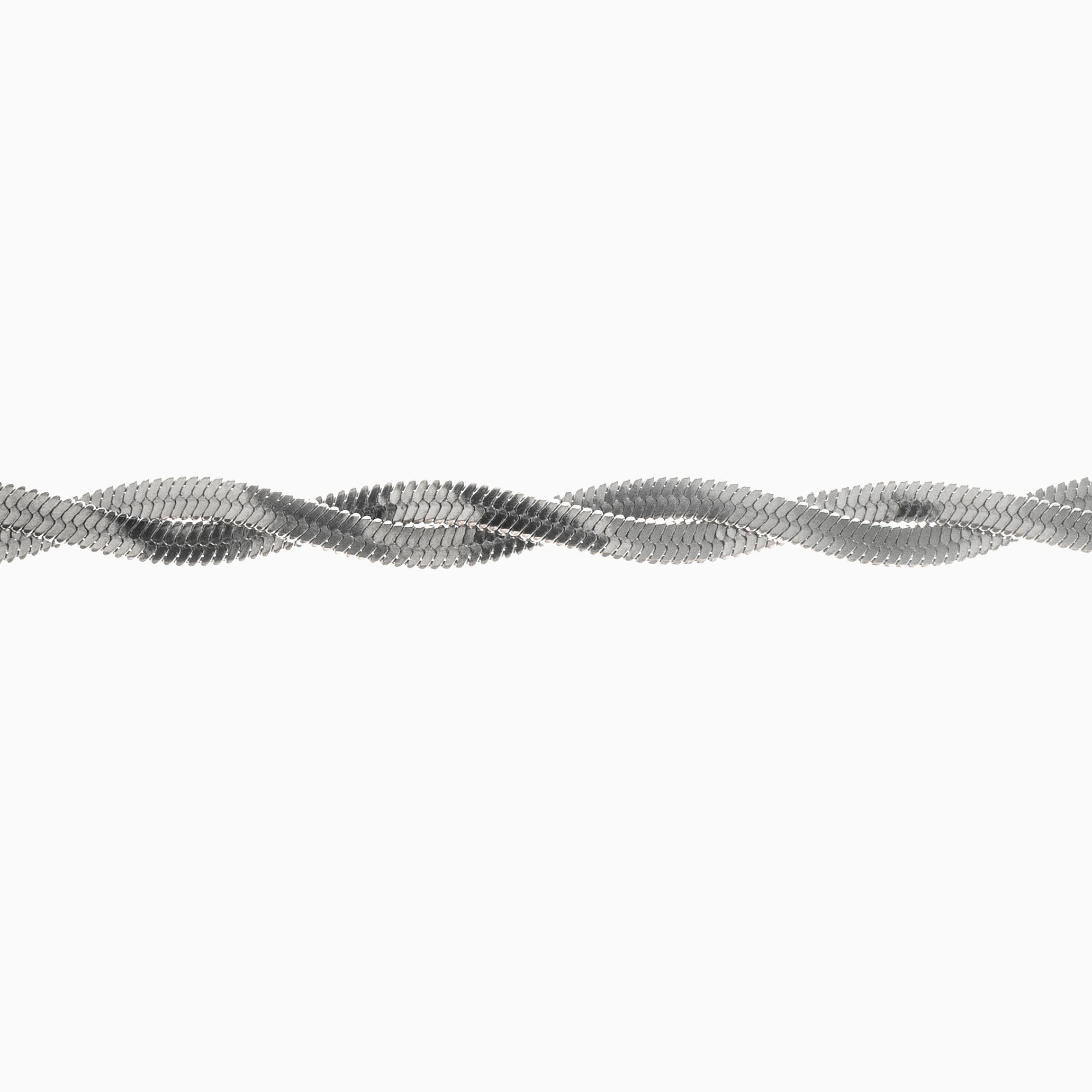 ENTWINED CHAIN NECKLACE