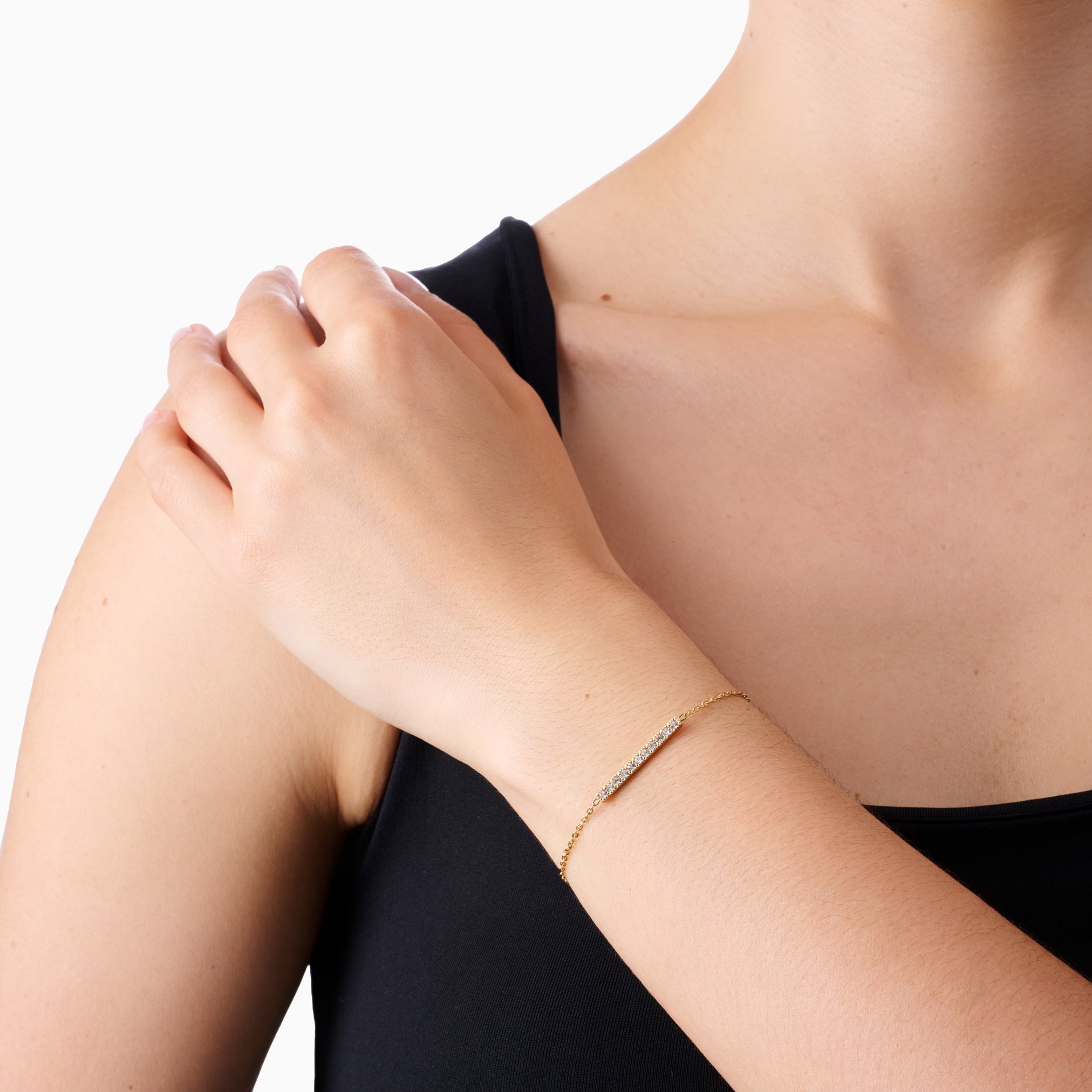LINEAR LUXE BRACELET