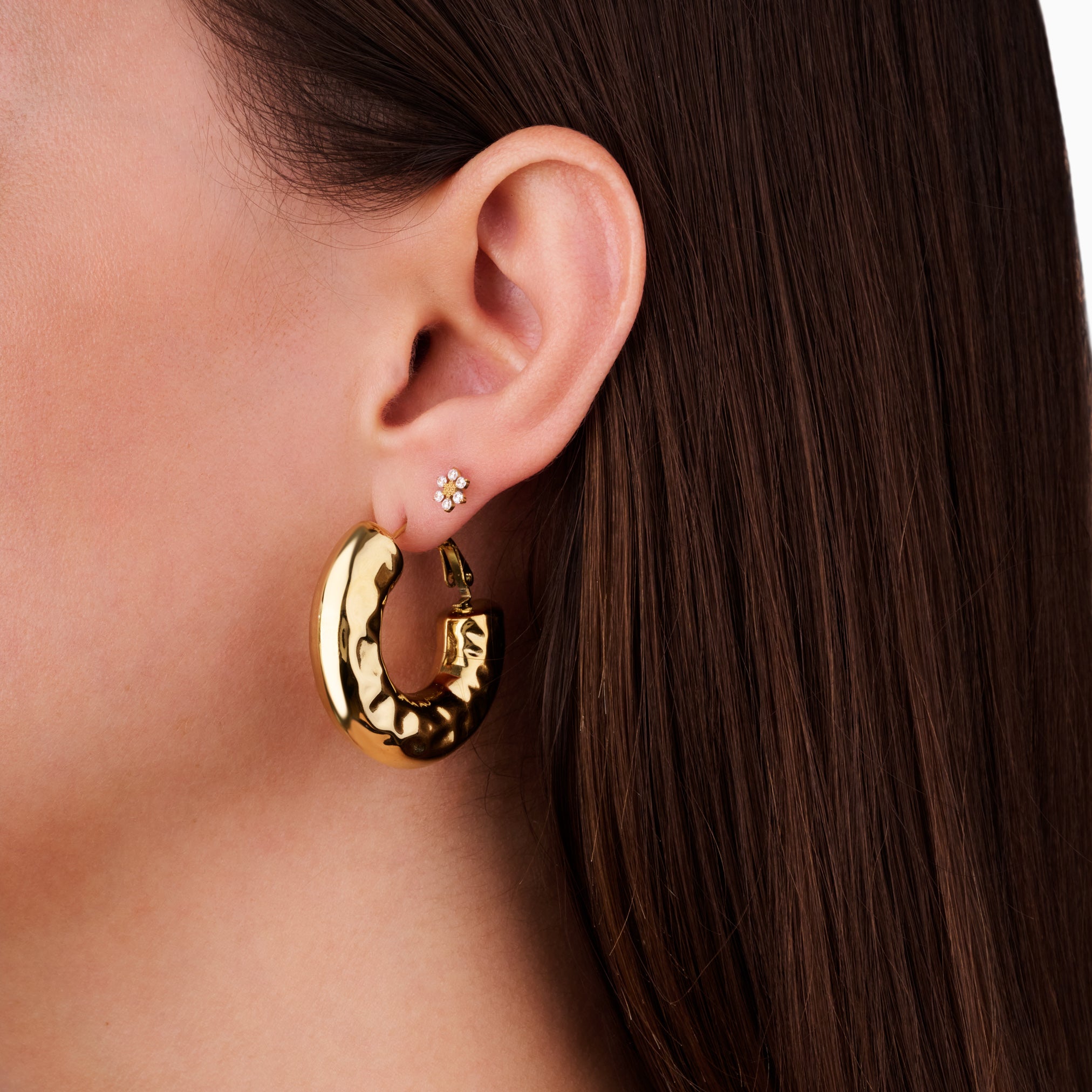 DAISY FLAT BACK INDIVIDUAL STUD