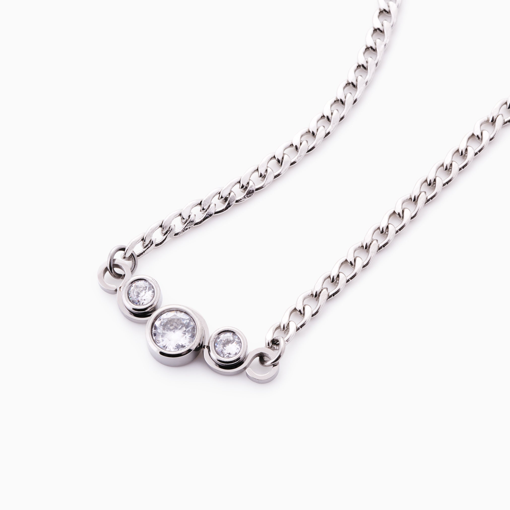 BE MINE NECKLACE best gold plated tarnish and water resistant piece by Irish Jewellery brand - Lynott Jewellery