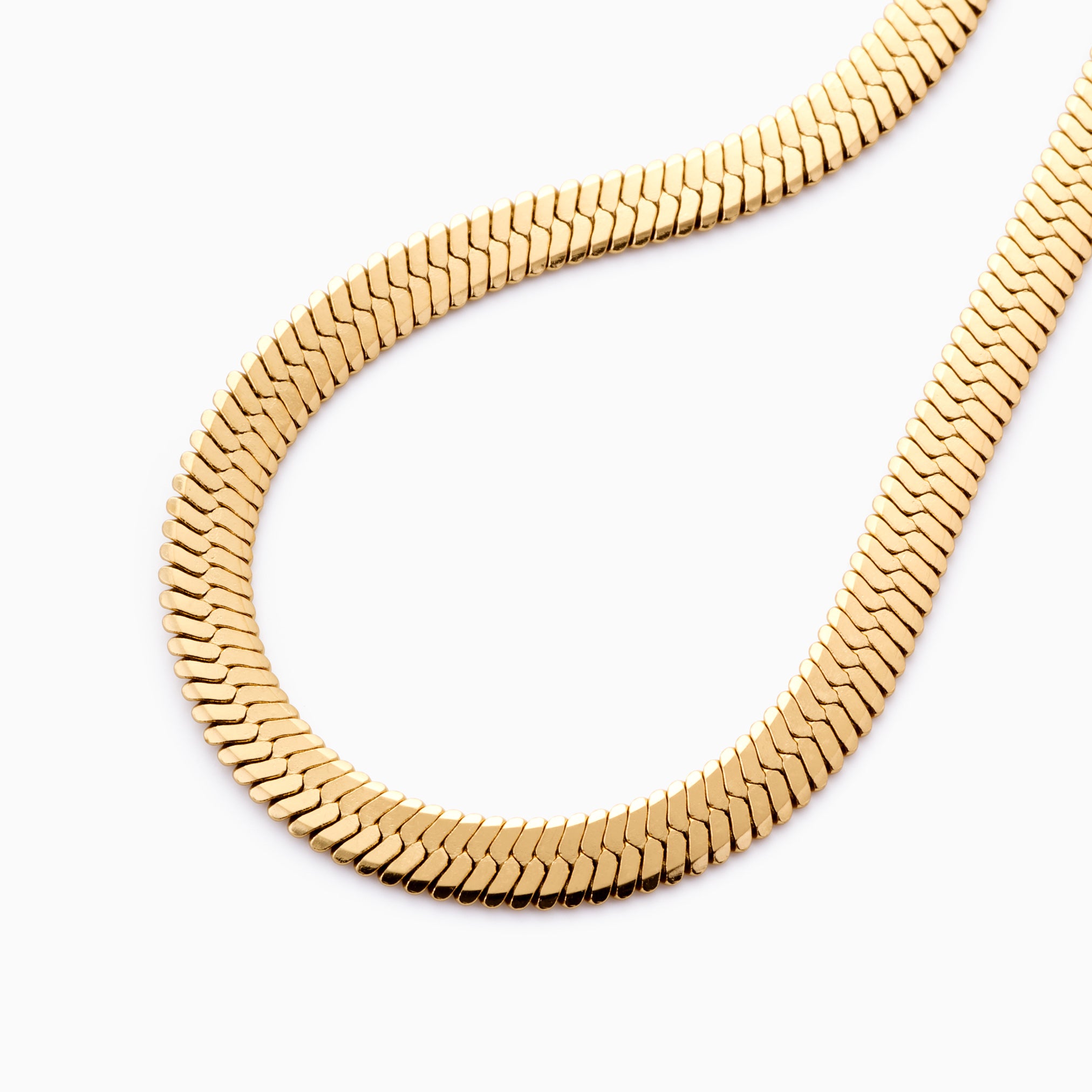 SNAKE CHAIN NECKLACE