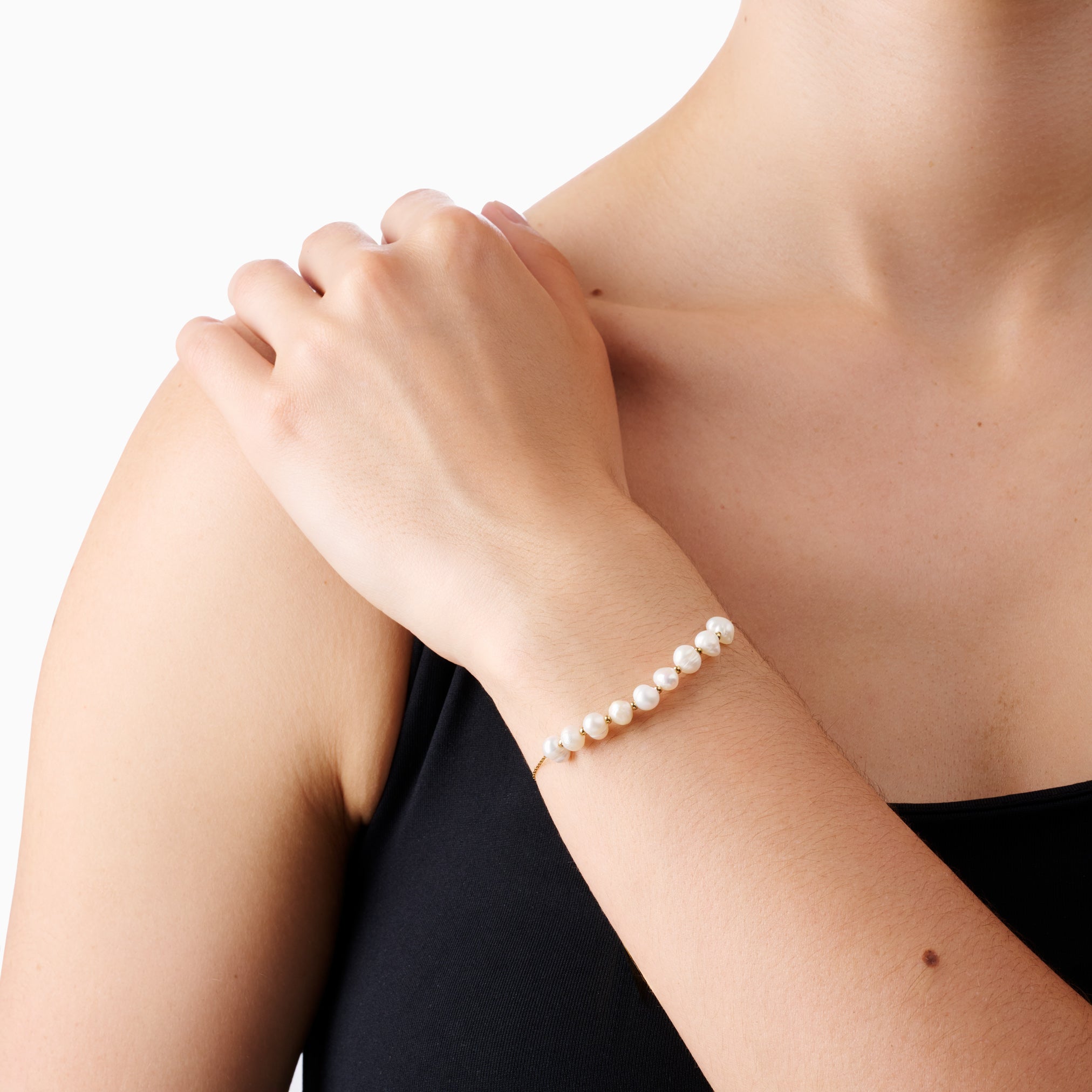 WHISPER OF PEARL BRACELET