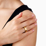 LUXE LEGACY RING