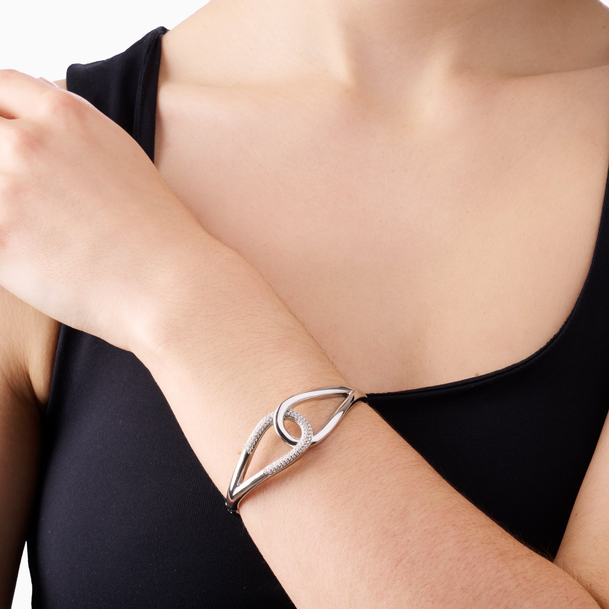 ENTWINED CRYSTAL BANGLE