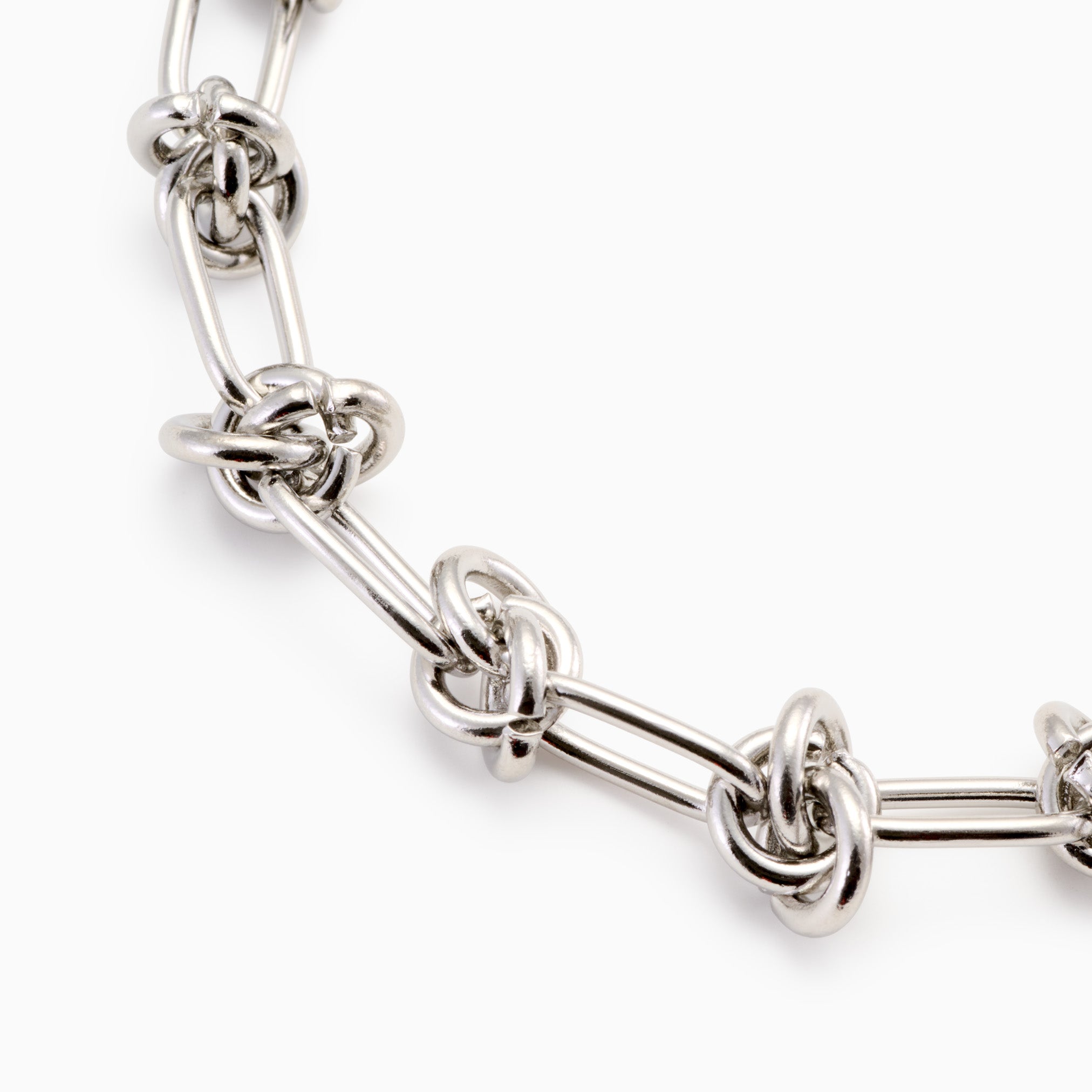 KNOT LINK BRACELET