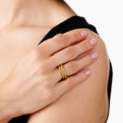 ENTWINED RING