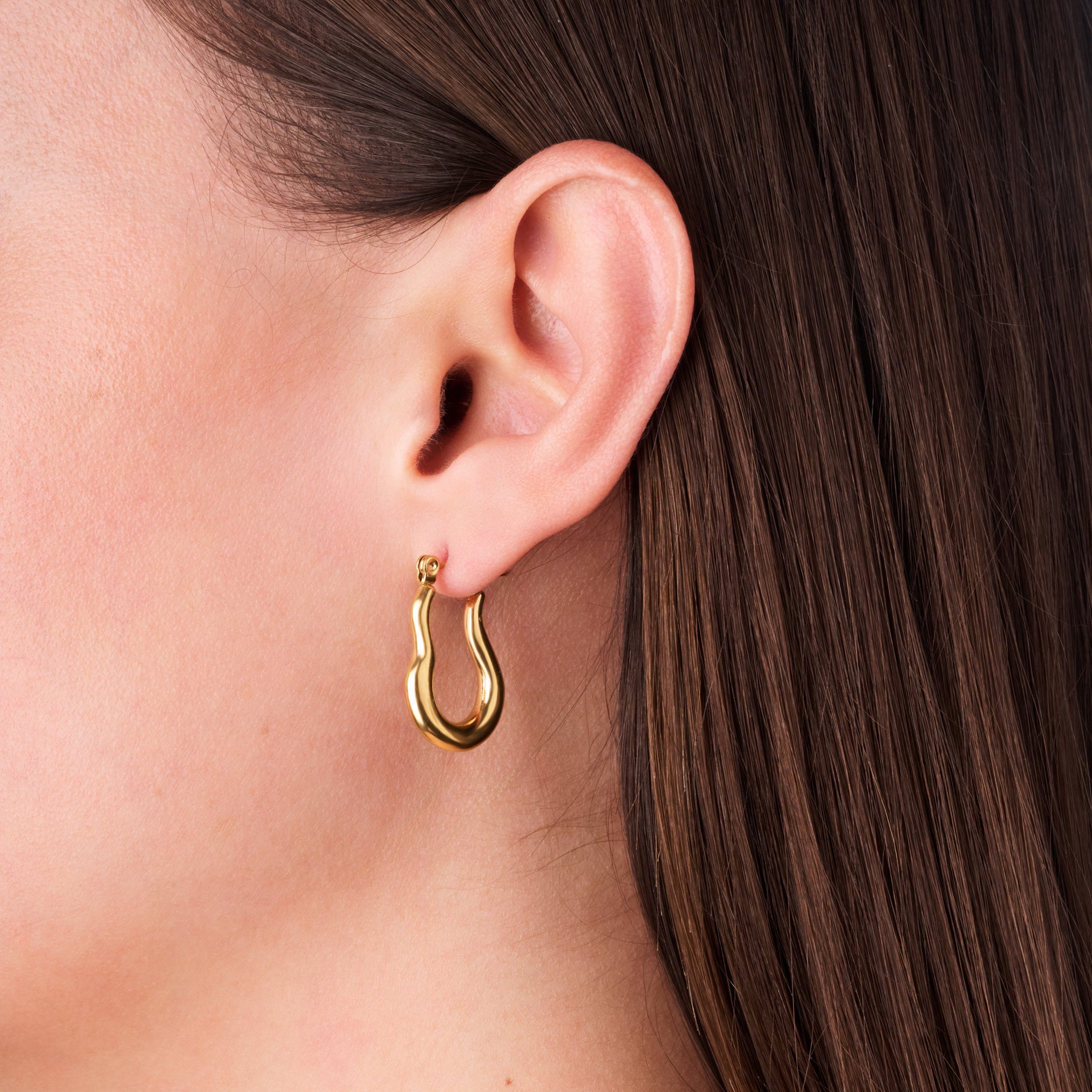 RIPPLE HOOP EARRINGS