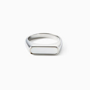 MOTHER OF PEARL SIGNET RING