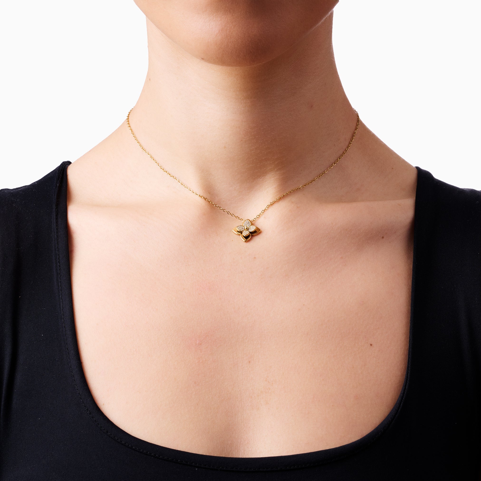 WILD CLOVER NECKLACE best gold plated tarnish and water resistant piece by Irish Jewellery brand - Lynott Jewellery