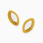 BELLE WHITE STUDS