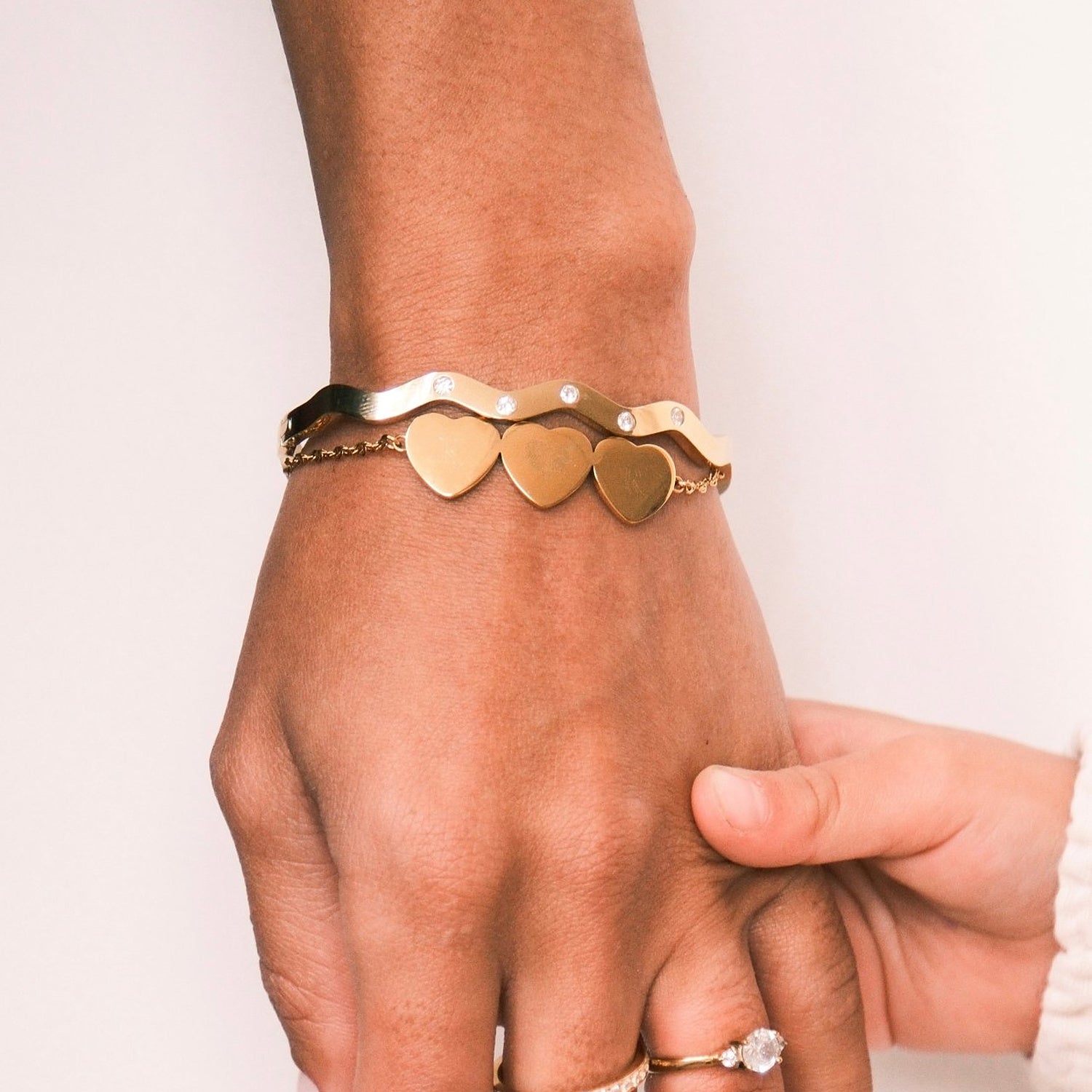ALWAYS IN THREES  ENGRAVABLE HEART BAR BRACELET