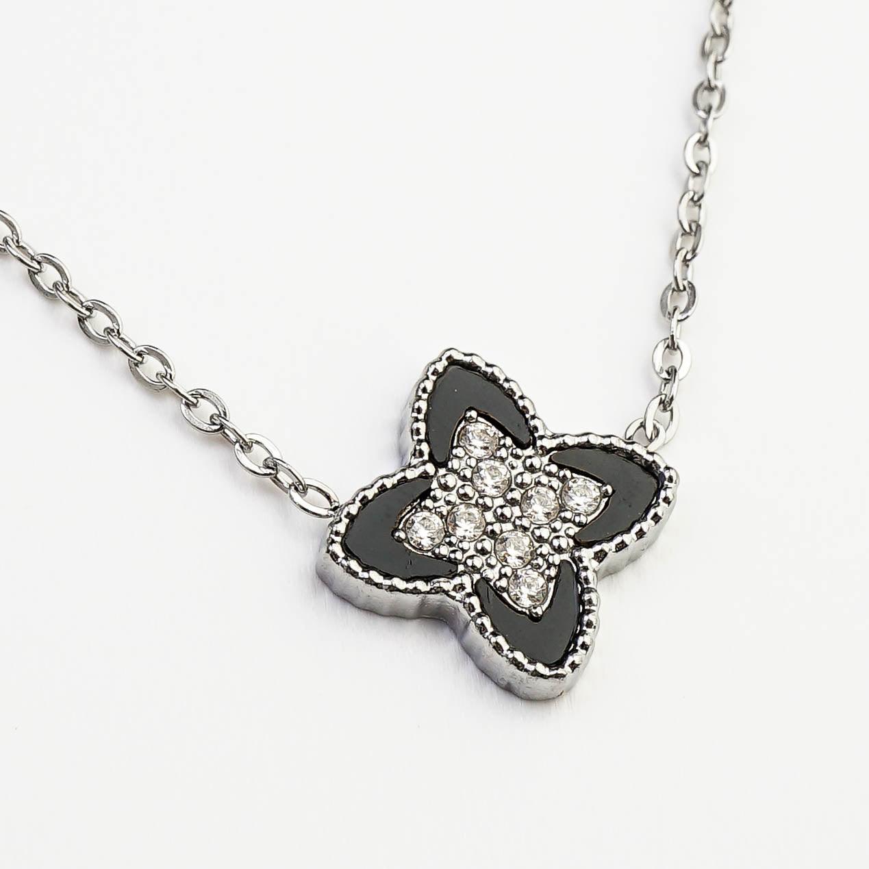 PASSIONATE CLOVER BLACK NECKLACE best gold plated tarnish and water resistant piece by - Lynott Jewellery