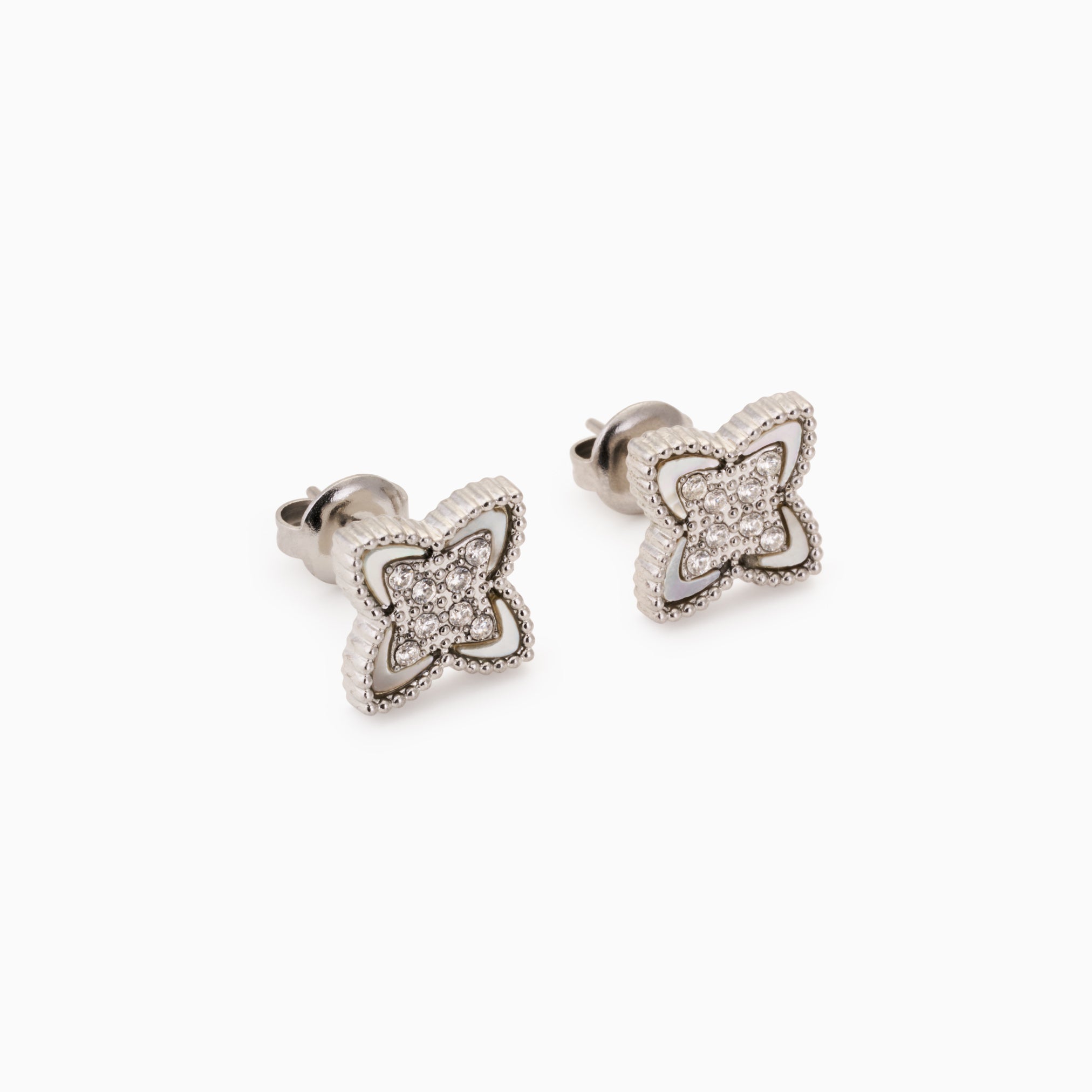 PASSIONATE CLOVER WHITE STUDS