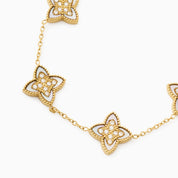 PASSIONATE CLOVER WHITE BRACELET