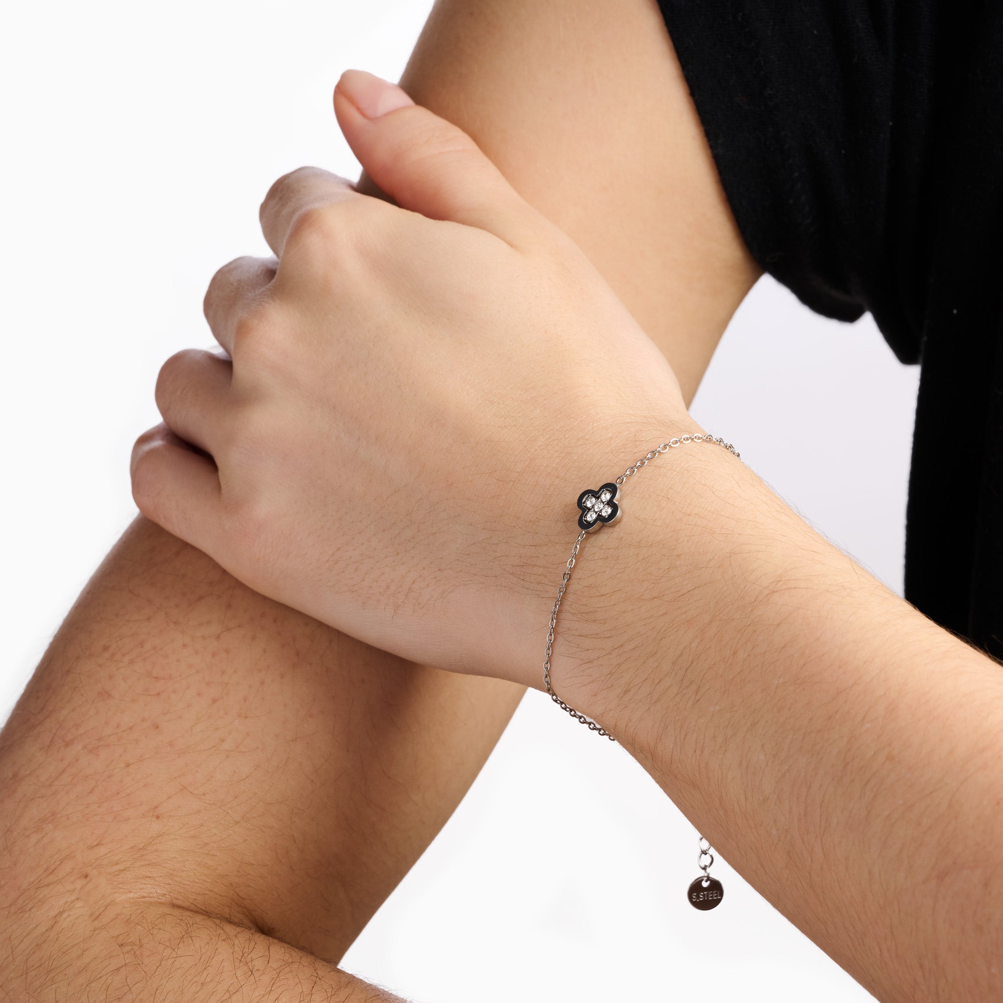 ELEGANCE CLOVER BRACELET