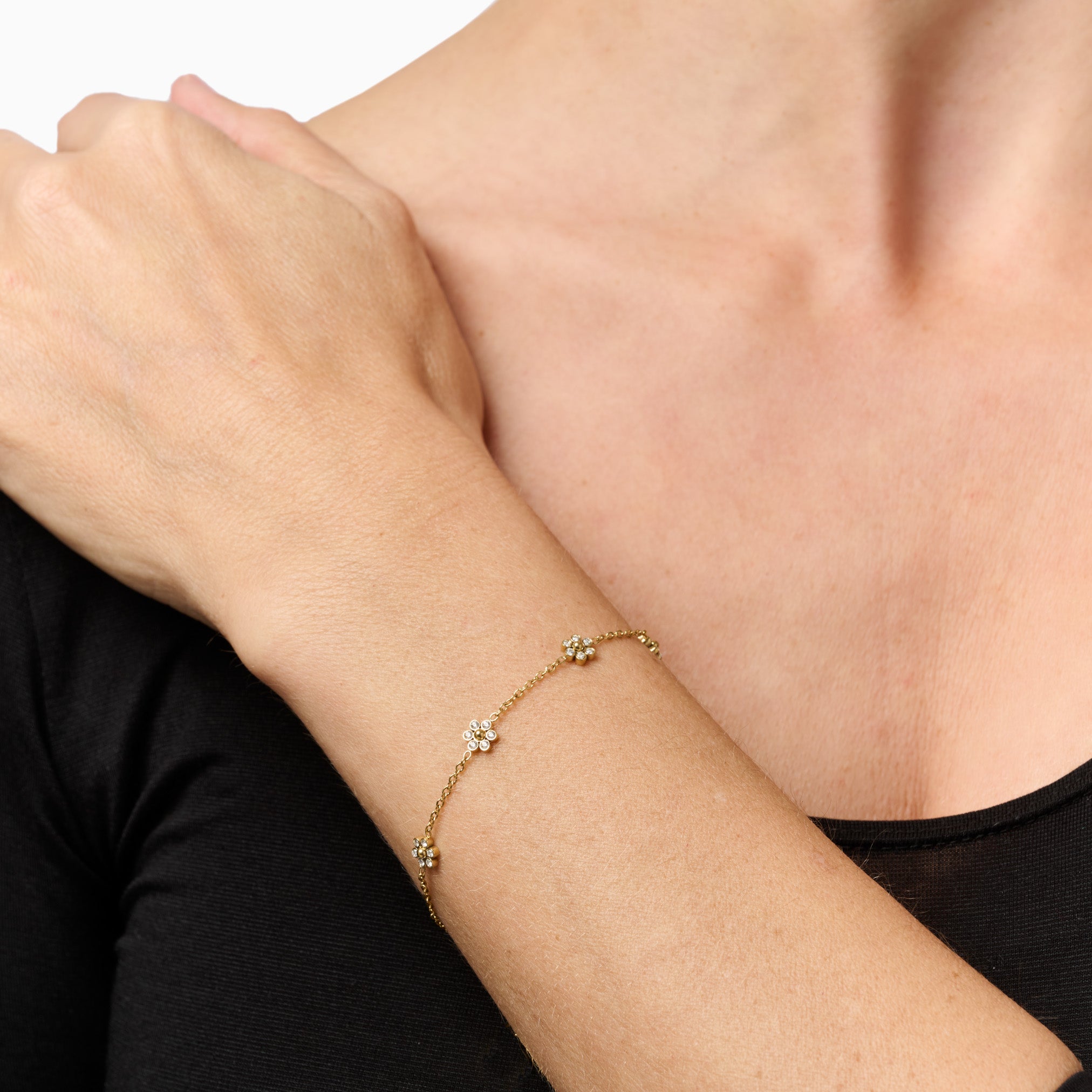 CUTIE BRACELET