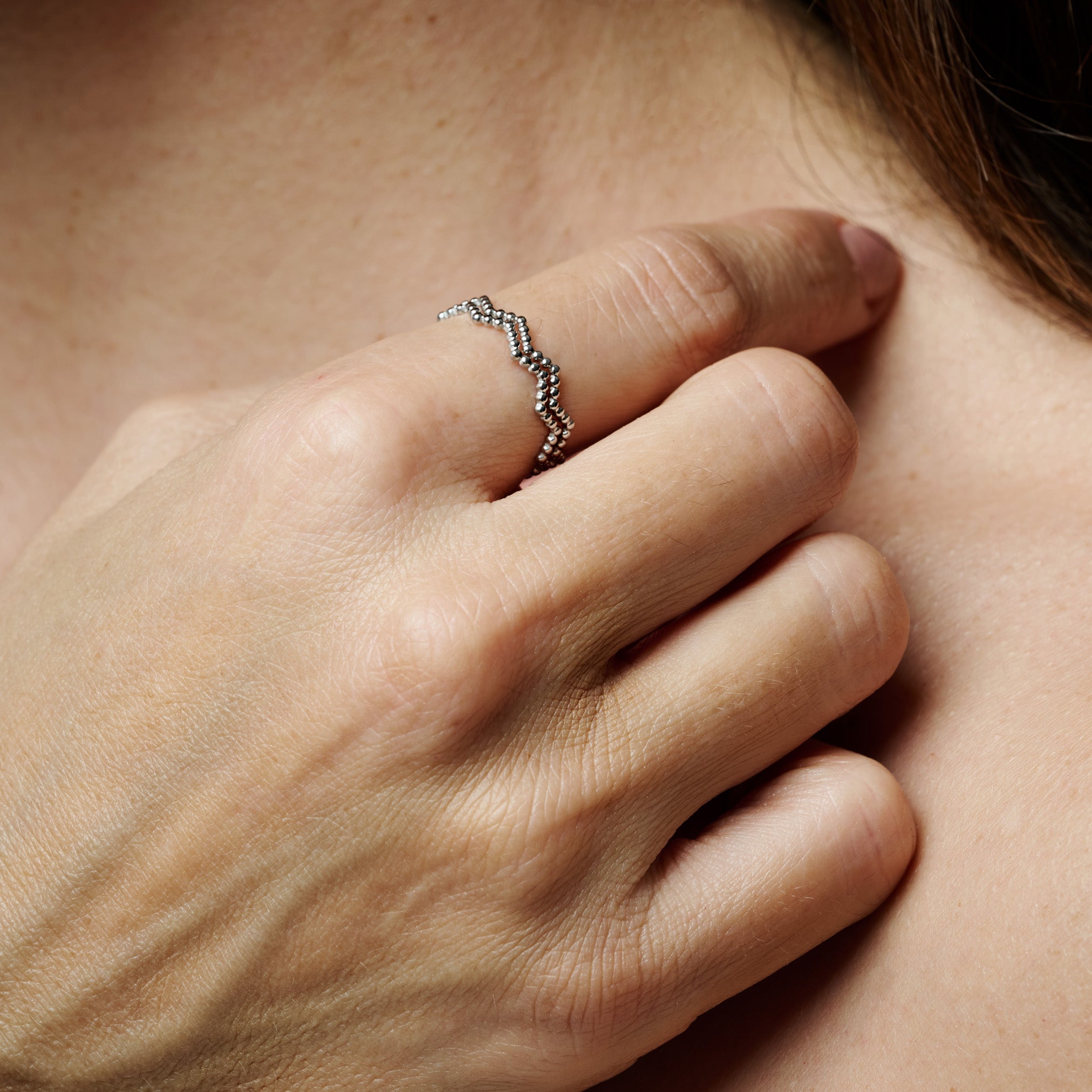 DOUBLE WAVE ADJUSTABLE RING