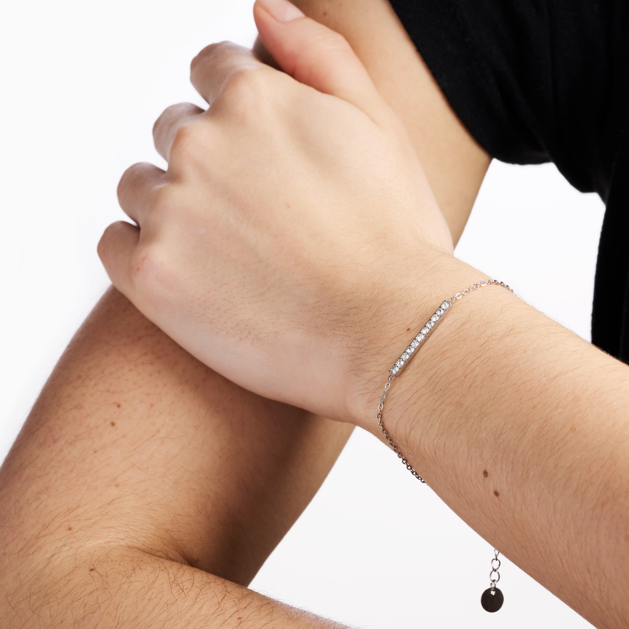LINEAR LUXE BRACELET