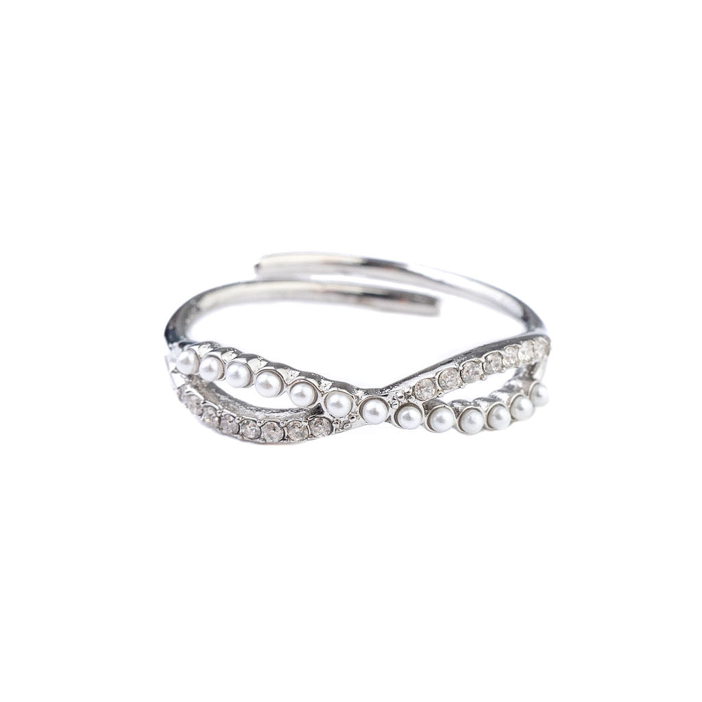 BABY PEARL CRISS CROSS RING
