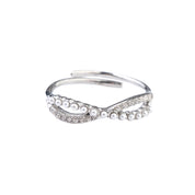 BABY PEARL CRISS CROSS RING