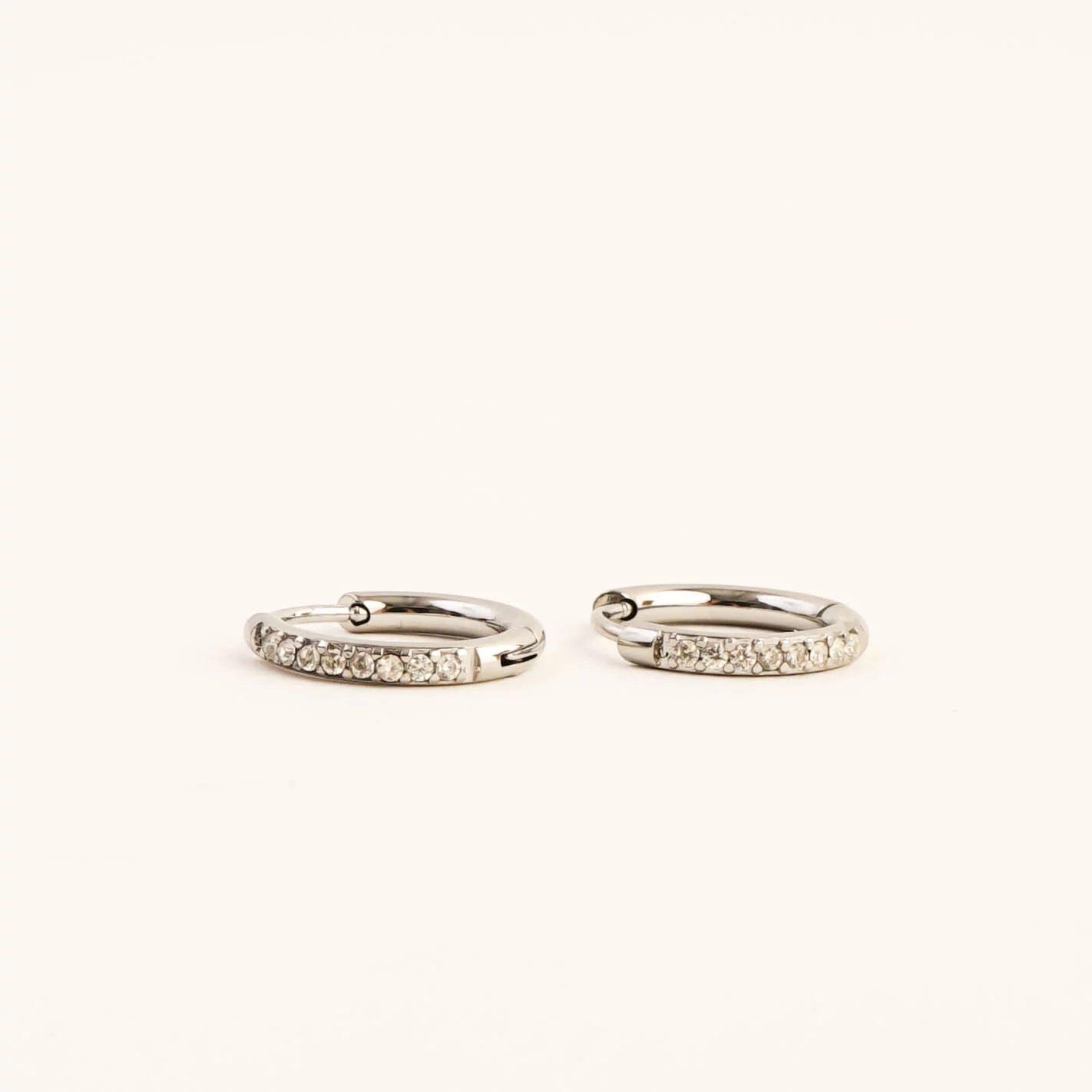 MEDIUM EVERYDAY SPARKLE HUGGIES SILVER - Lynott Jewellery