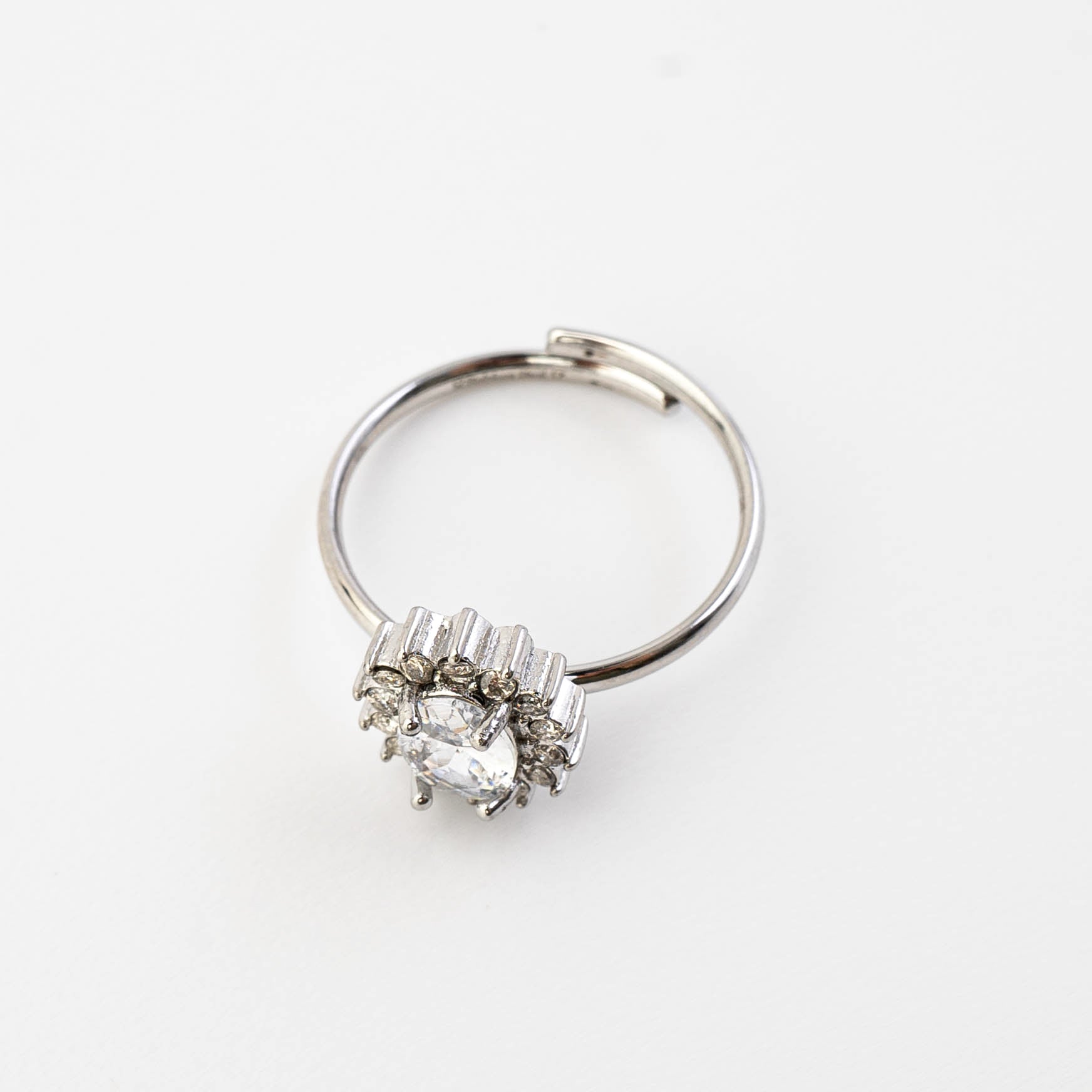 GRANDMOTHERS ADJUSTABLE RING