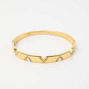 THE V BANGLE