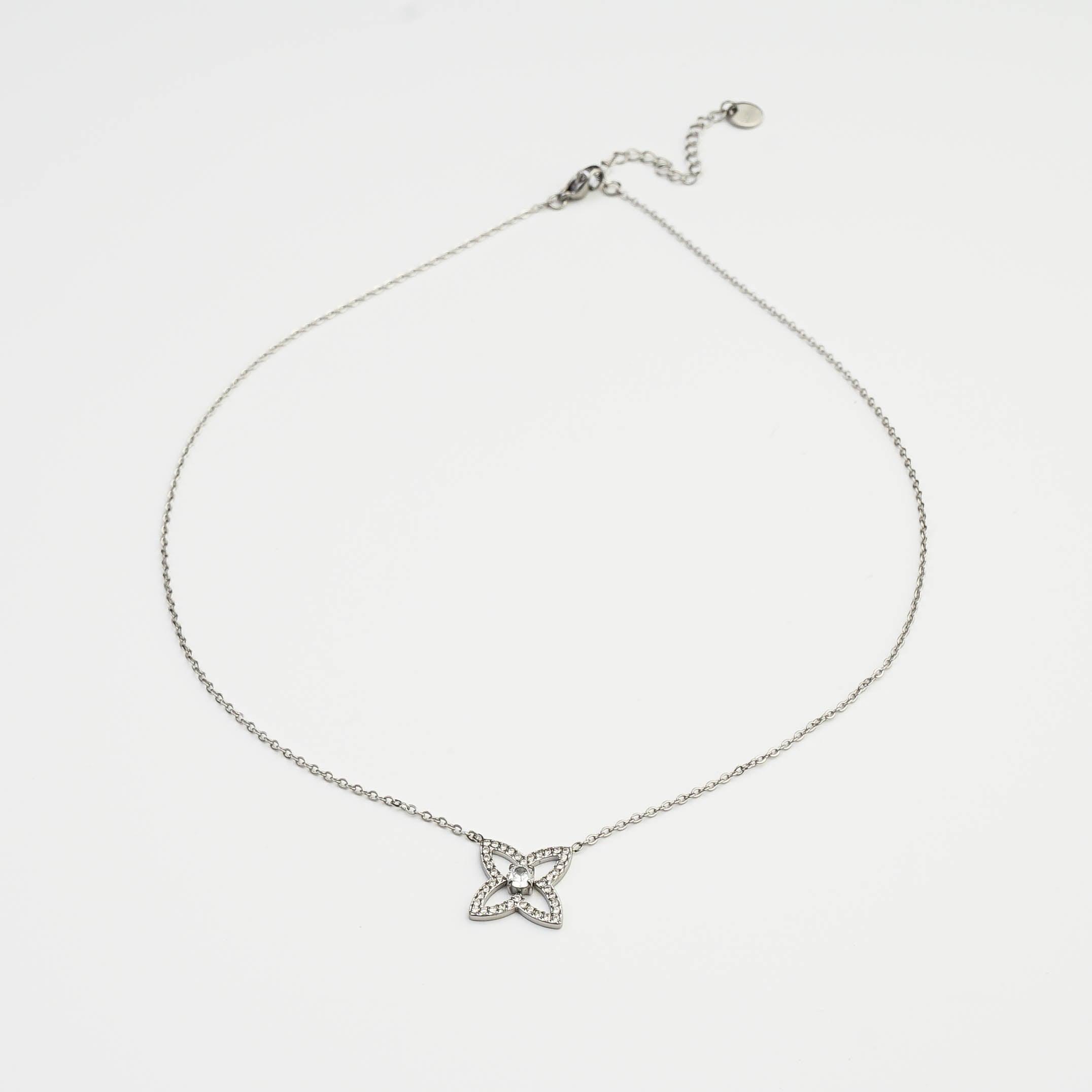 CLOVER LOTUS NECKLACE - Lynott Jewellery