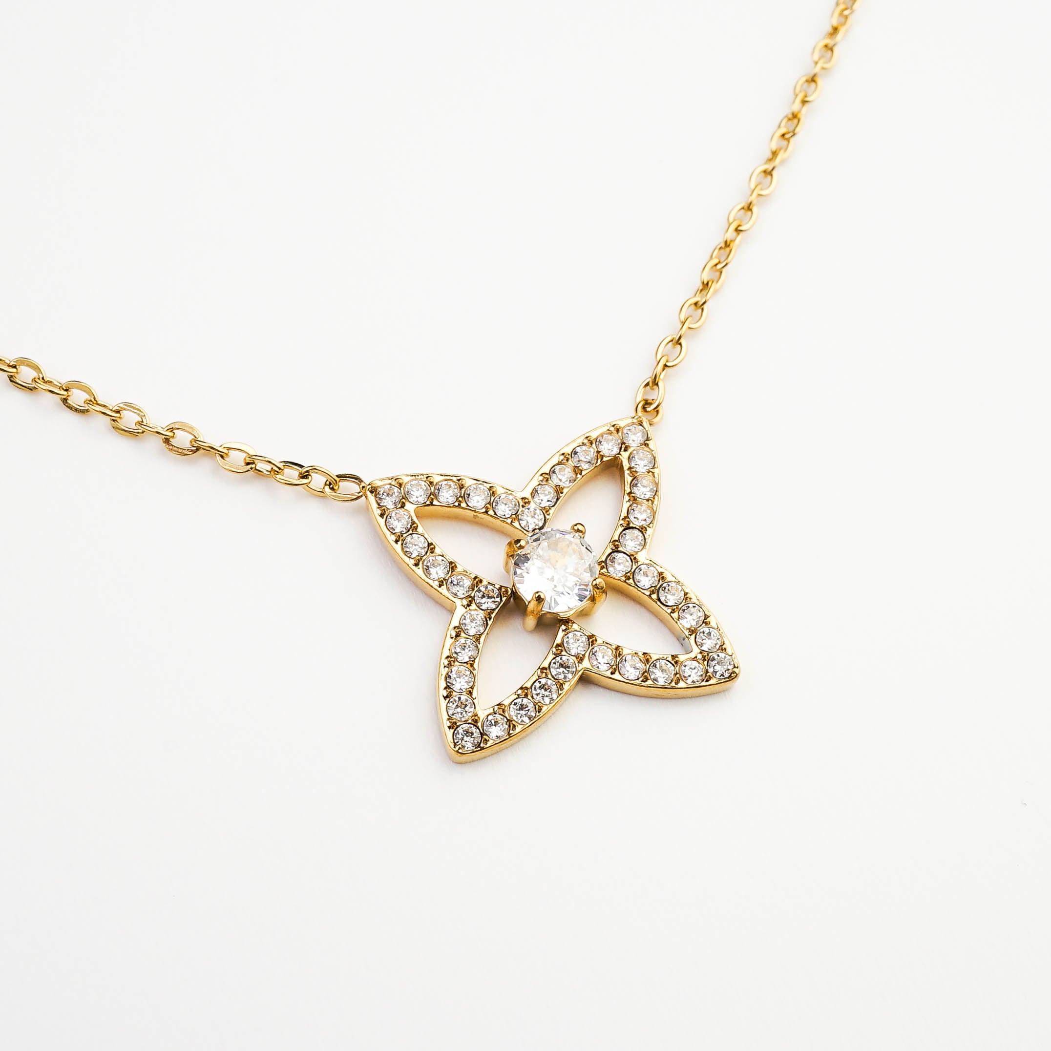 CLOVER LOTUS NECKLACE - Lynott Jewellery