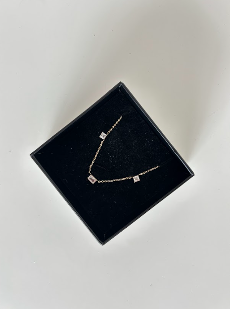 TRILOGY NECKLACE LARGE - The Vault