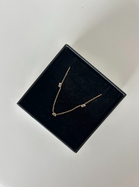 TRILOGY NECKLACE MINI GOLD - The Vault