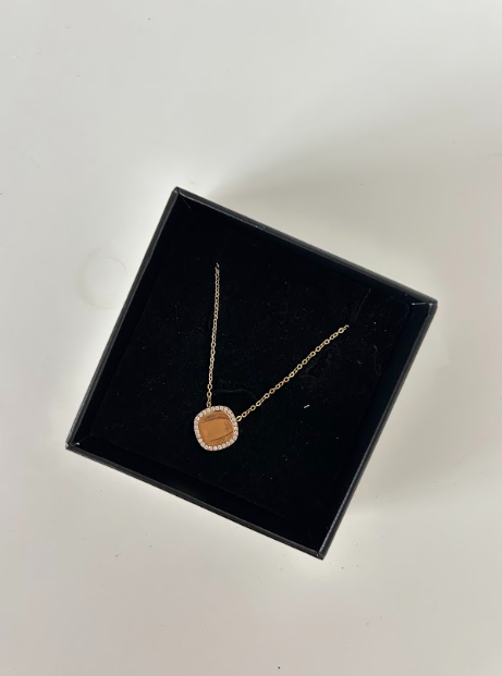 ETERNAL SQUARE NECKLACE- The Vault