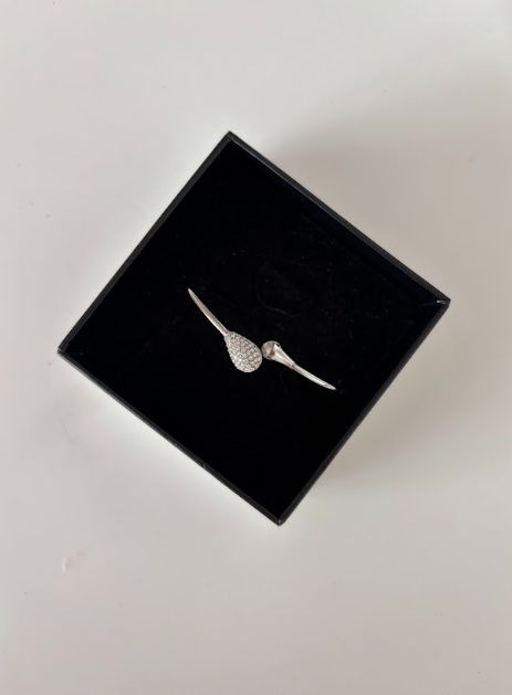 DIAMOND OVAL BANGLE- The Vault