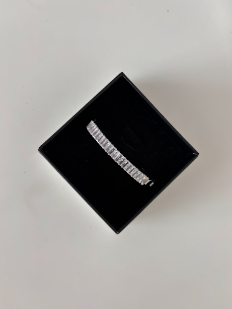 LUSTER BANGLE - The Vault