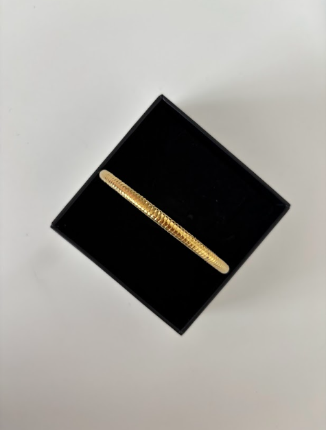 HERRINGBONE BANGLE - The Vault