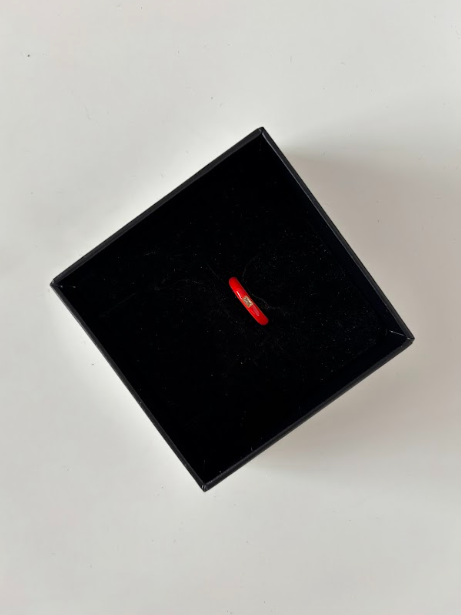 PUNCH SPARKLE RING SIZE 7 - The Vault