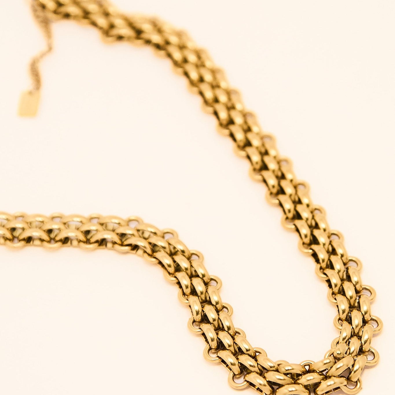 KATJA MIA JASMINE NECKLACE best gold plated tarnish and water resistant piece by Irish Jewellery brand - Lynott Jewellery