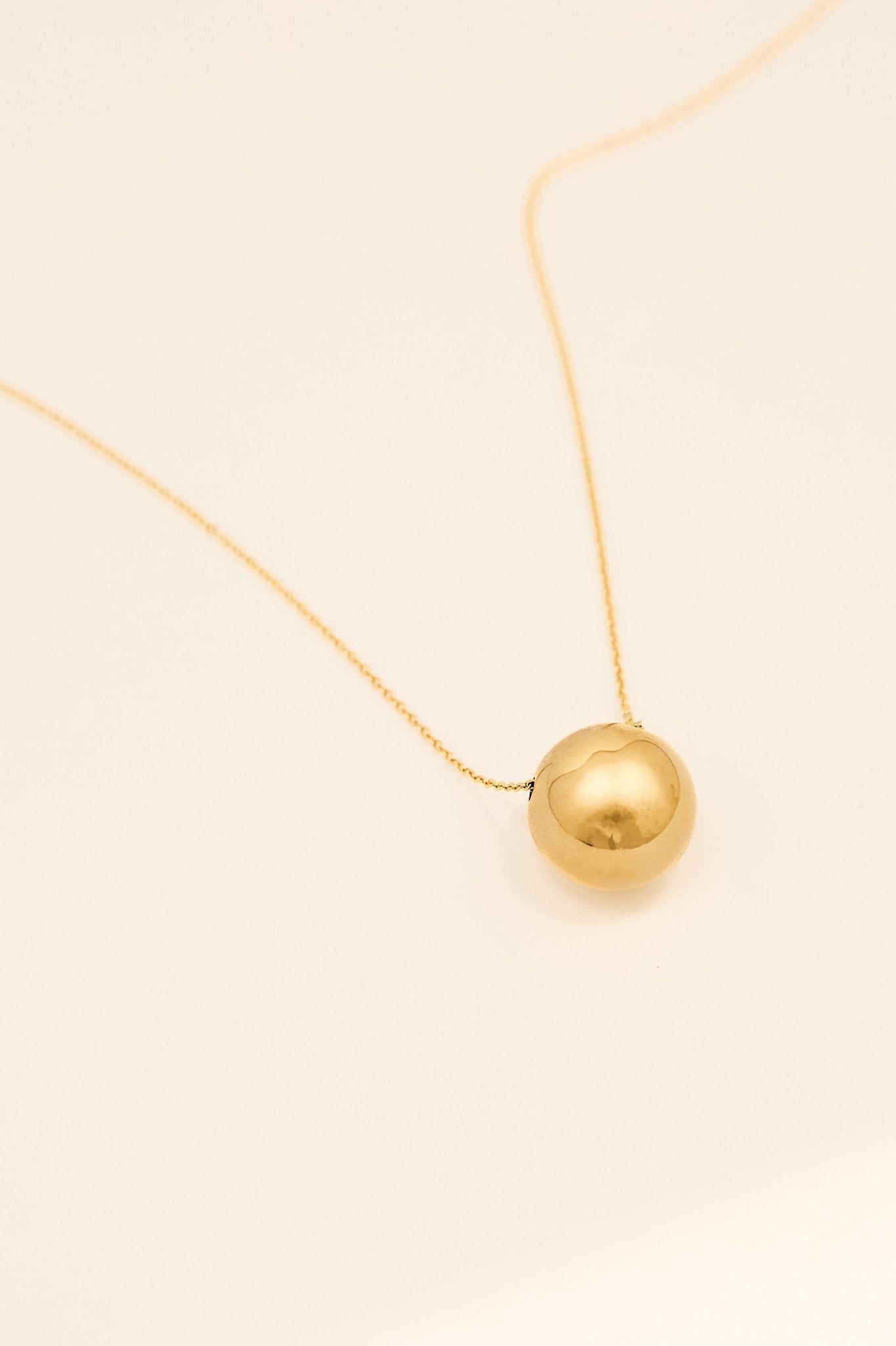 KATJIA MIA FROZEN IN TIME NECKLACE best gold plated tarnish and water resistant piece by Irish Jewellery brand - Lynott Jewellery