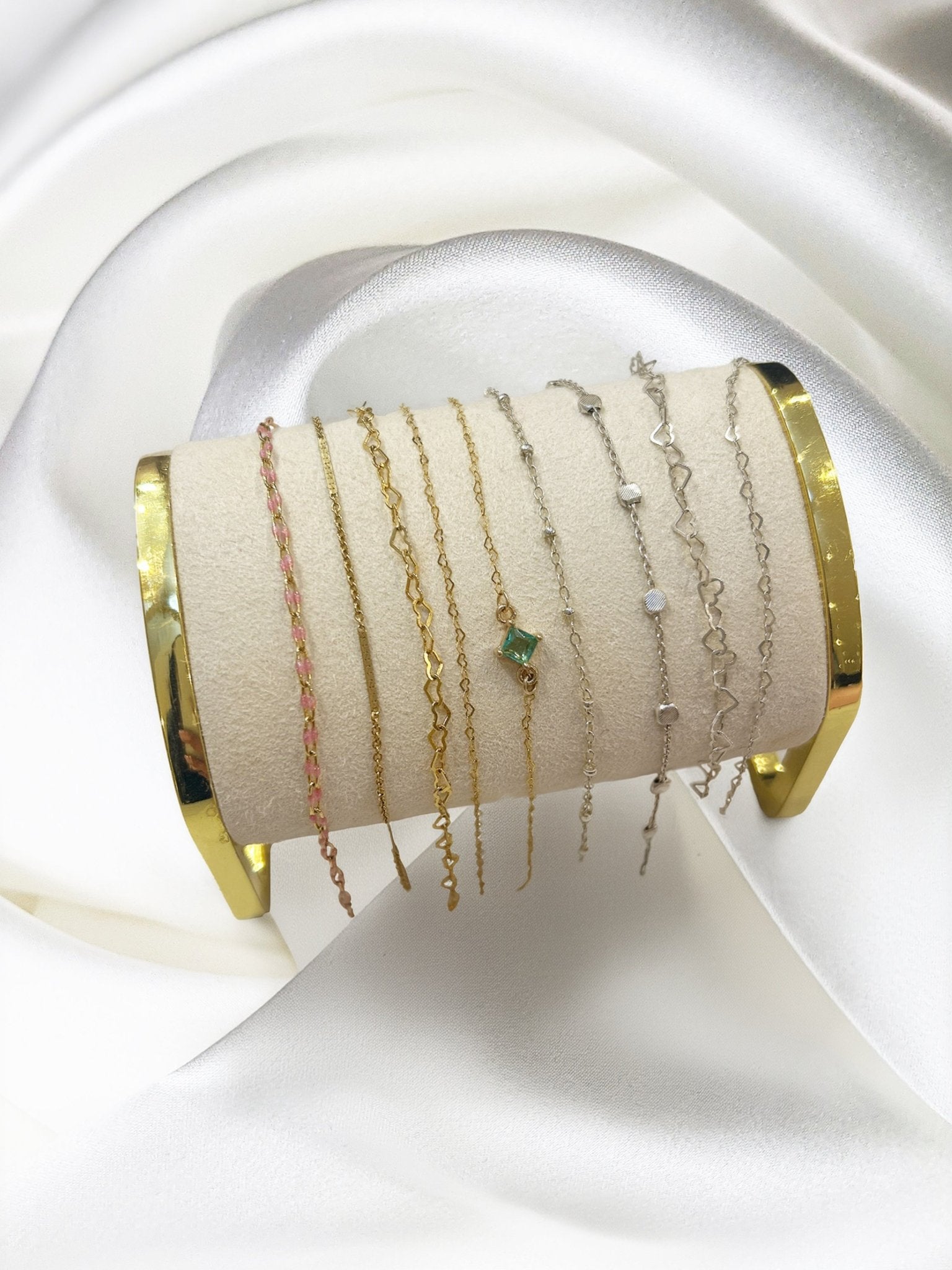 BOOK YOUR WELDING/PERMANENT HAND CHAIN APPOINTMENT best gold plated tarnish and water resistant piece by Irish Jewellery brand - Lynott Jewellery